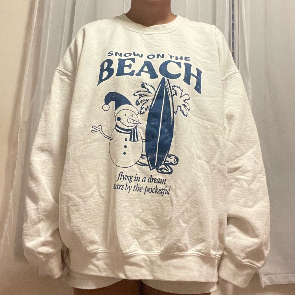 Sage & Sprout White Snow On the Beach Crewneck - Size XL